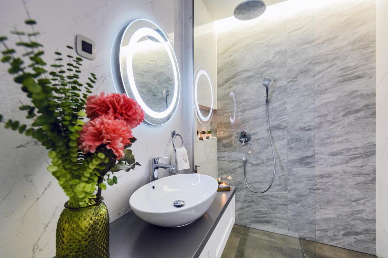 Divine Luxury Apartment Blue Zára Kültér fotó